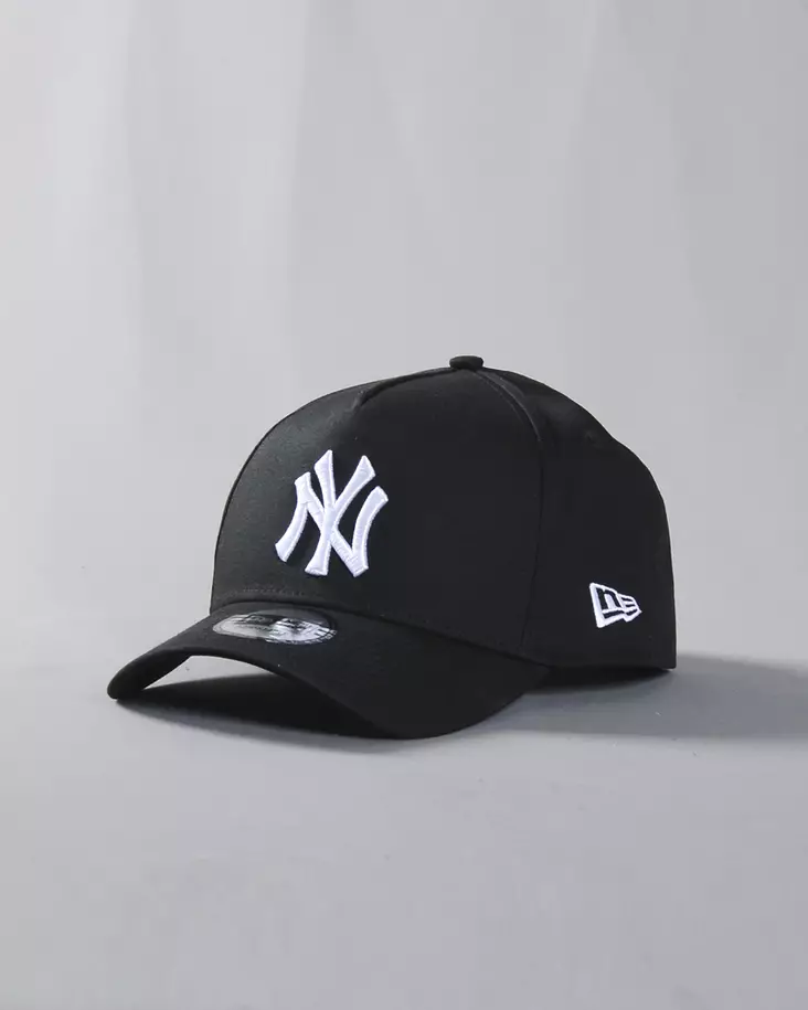 New Era 9FORTY League Essential NY Yankees E-frame - Caps - 60675530 - 1