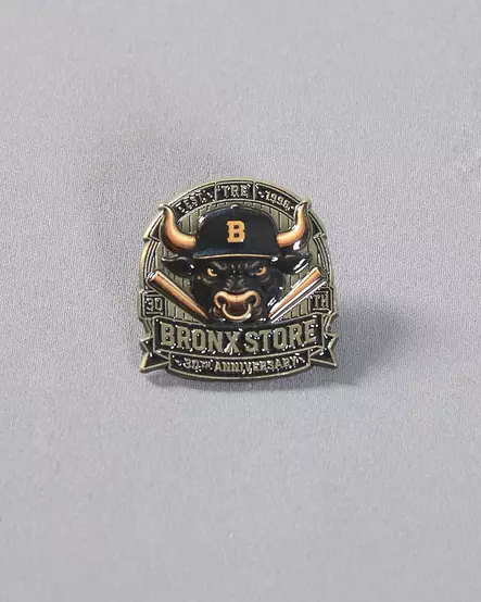 Bronx Store 30th Bull Lippis pinssi - Lippis pinssit - CPBS001 - 1
