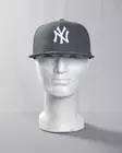 New Era 59FIFTY New York Yankees League Essential Fitted - Grey - Caps - 10010761 - 2