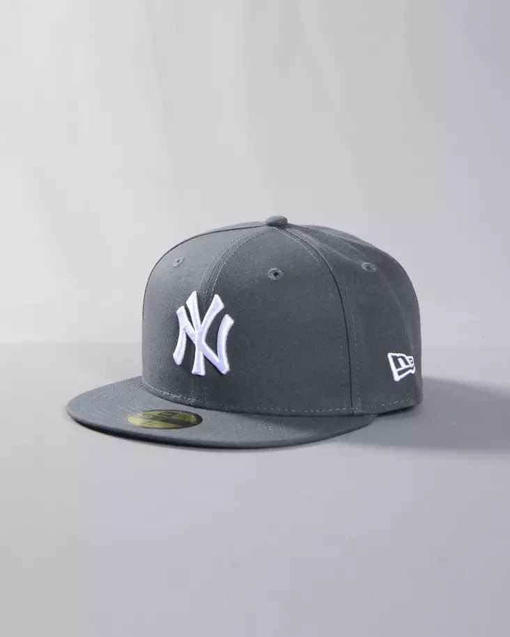 New Era 59FIFTY New York Yankees League Essential Fitted - Grey - Caps - 10010761 - 1