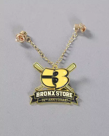 Bronx Store 30th B-Tang Ketjupinssi - Lippis pinssit - CPBS003 - 1