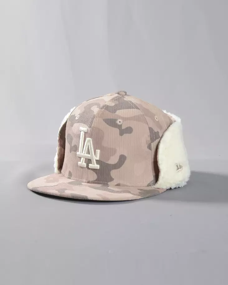 New Era 59FIFTY LA Dodgers Down flap Corduroy Fitted - Beige camo - Caps - 60842636 - 1