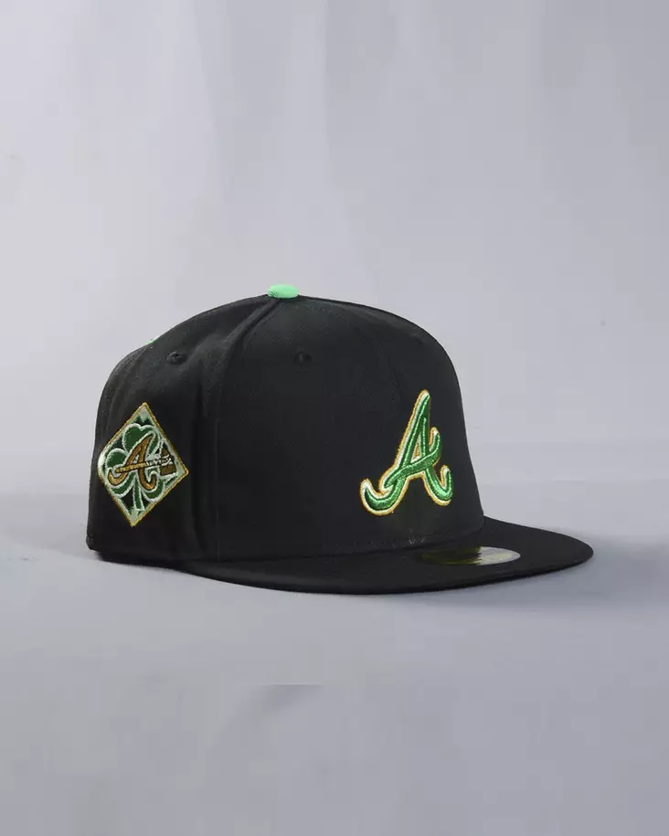 New Era 59FIFTY ST Patricks day 26 Atlanta Braves Fitted - Lippikset - 60794448 - 1